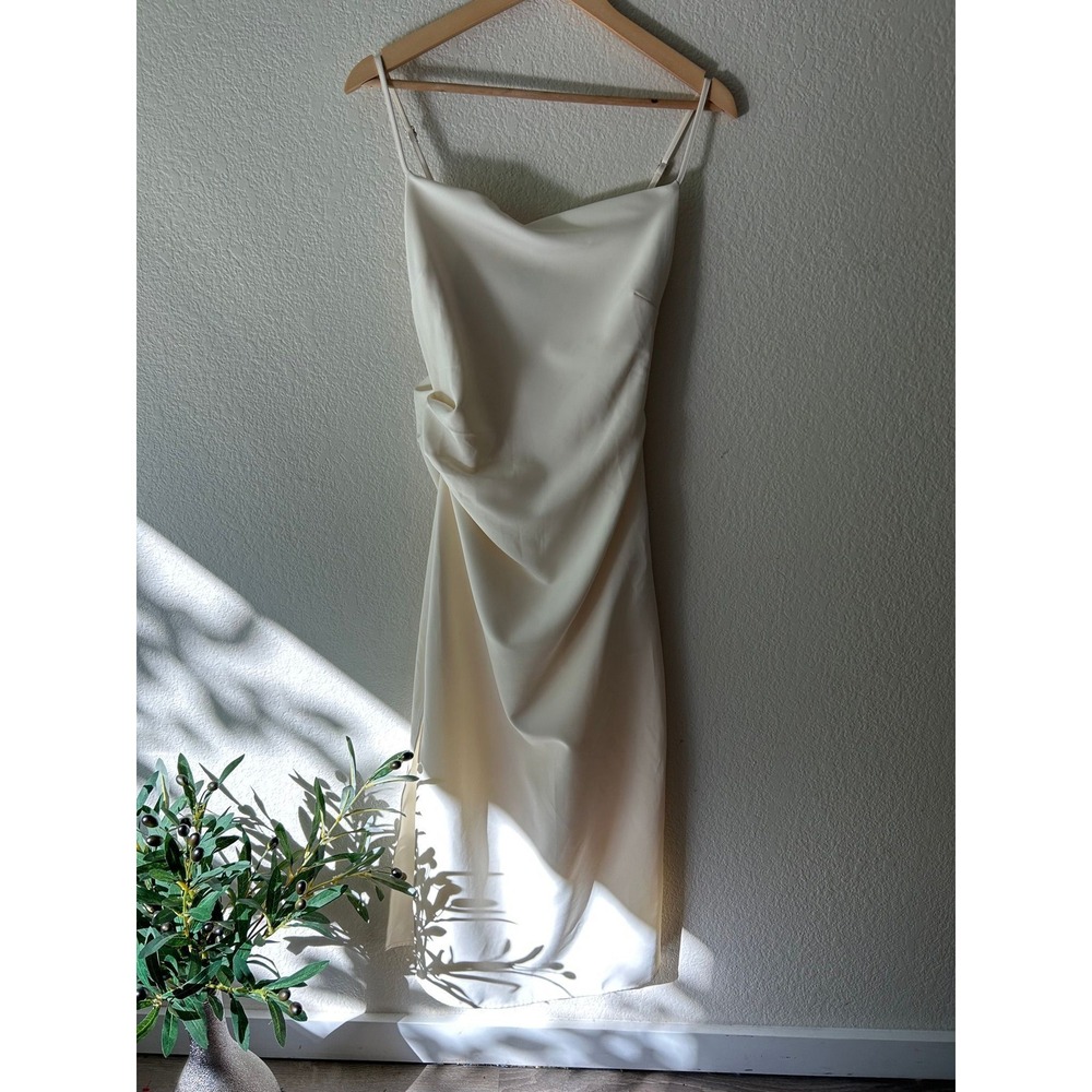 Midnight Reservation Satin Midi Dress‎
